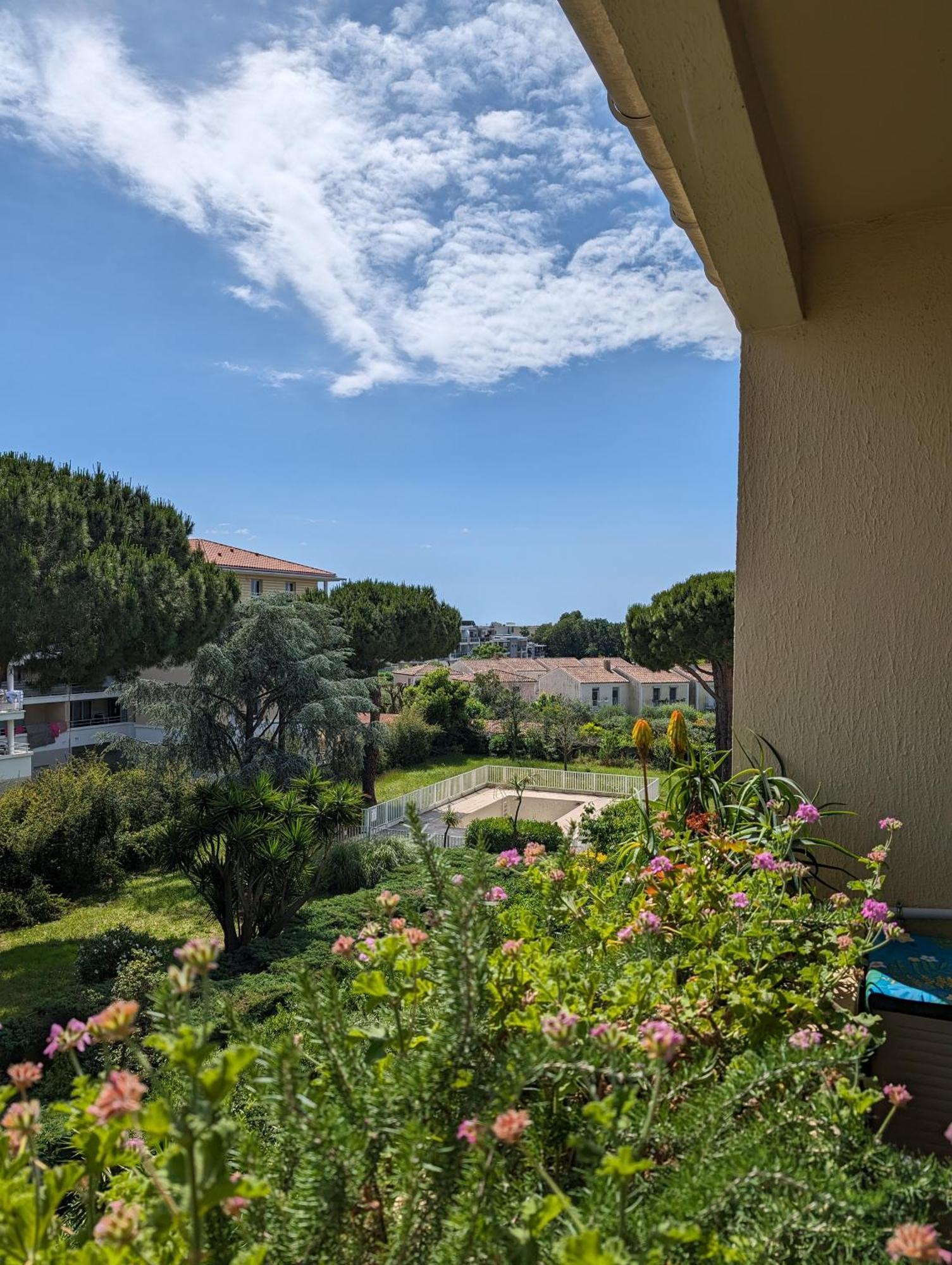 Studio Calme Dernier Etage Antibes Luaran gambar